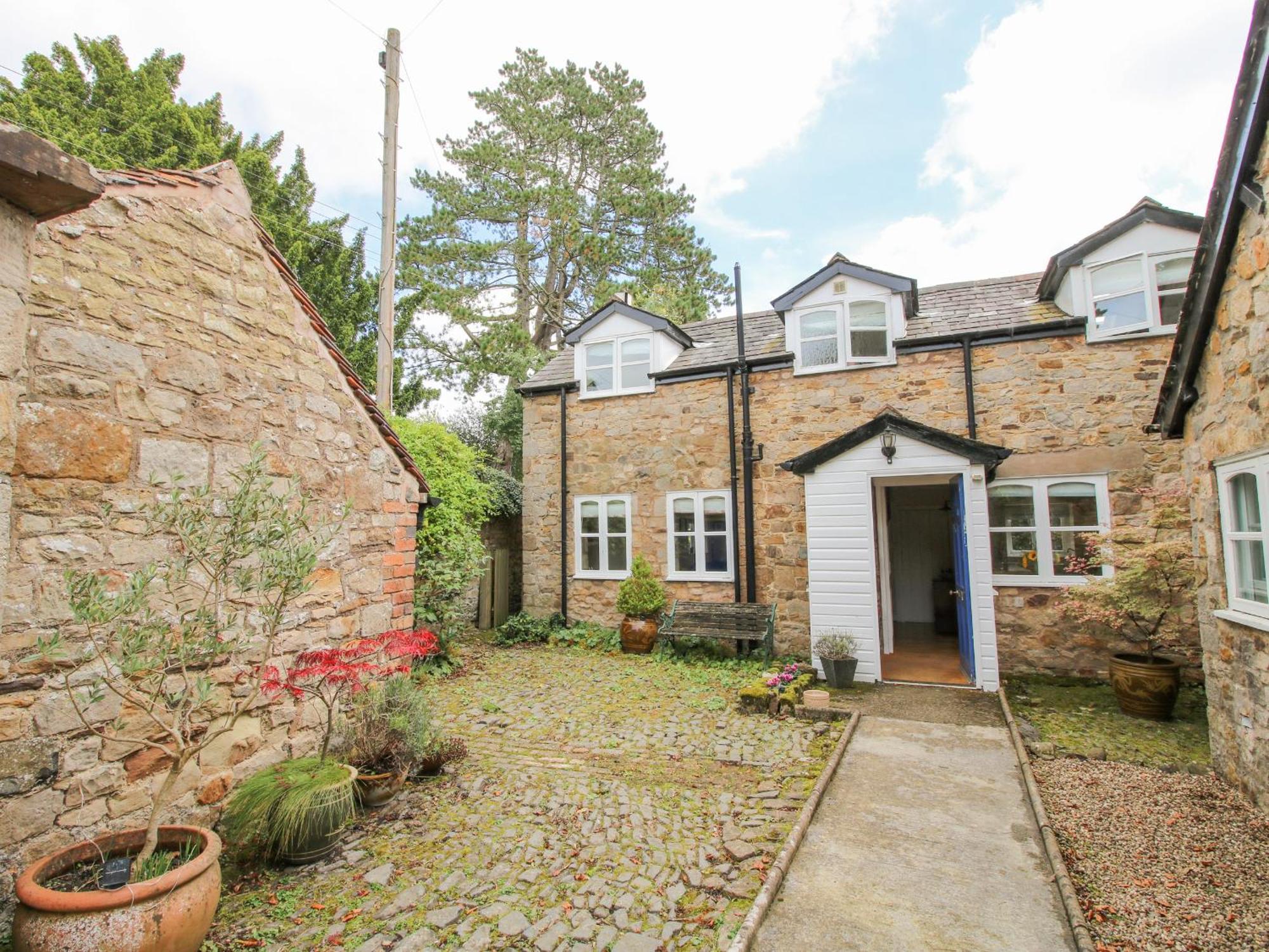 The Coach House Villa Ludlow Bagian luar foto